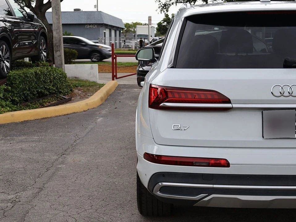 2023 Audi 4M Q7 - Image 16 of 20