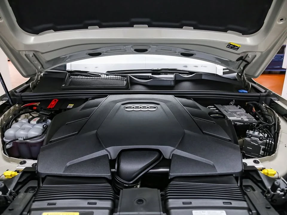 2023 Audi 4M Q7 - Image 16 of 17