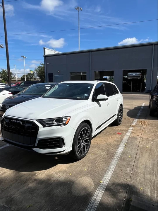 2023 Audi 4M Q7 - Image 3 of 12