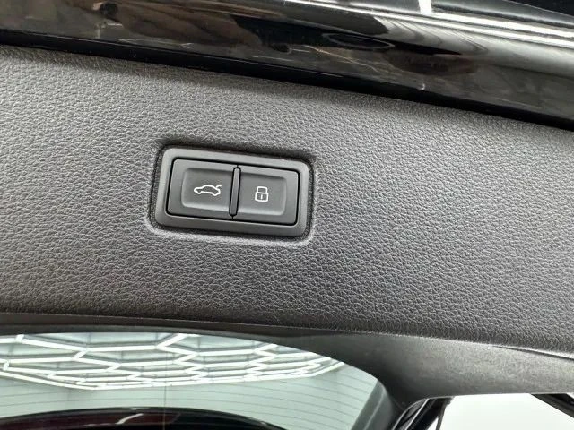 2023 Audi 4M Q7 - Image 10 of 12