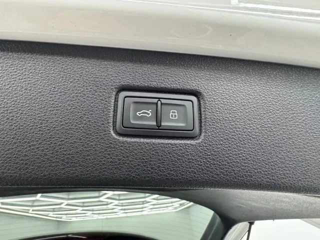 2023 Audi 4M Q7 - Image 10 of 12