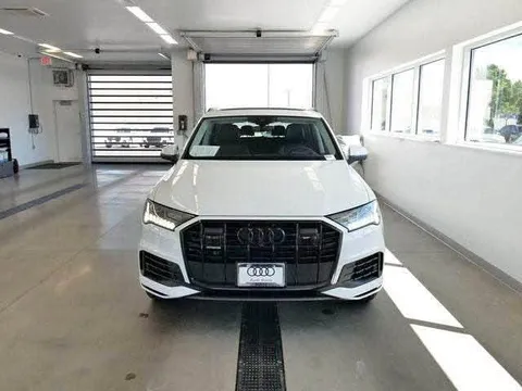 2023 Audi Q7 55 TFSI Prestige Sport Utility 4D