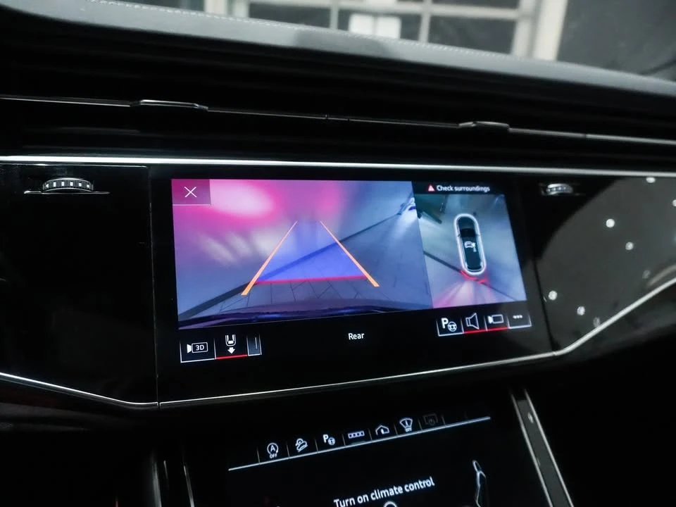 2023 Audi 4M Q7 - Image 8 of 12
