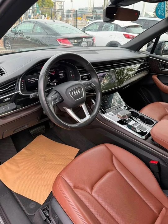 2023 Audi 4M Q7 - Image 3 of 10