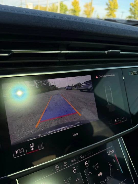 2023 Audi 4M Q7 - Image 16 of 17