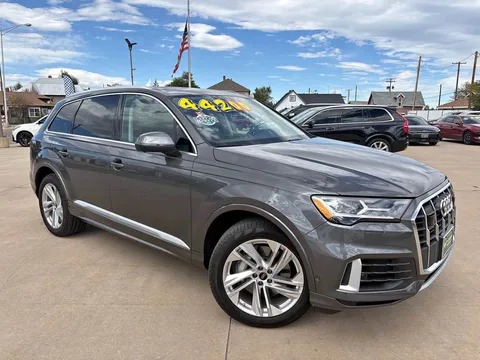 2023 Audi Q7 Premium Plus