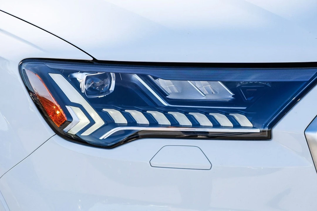 2023 Audi 4M Q7 - Image 7 of 21