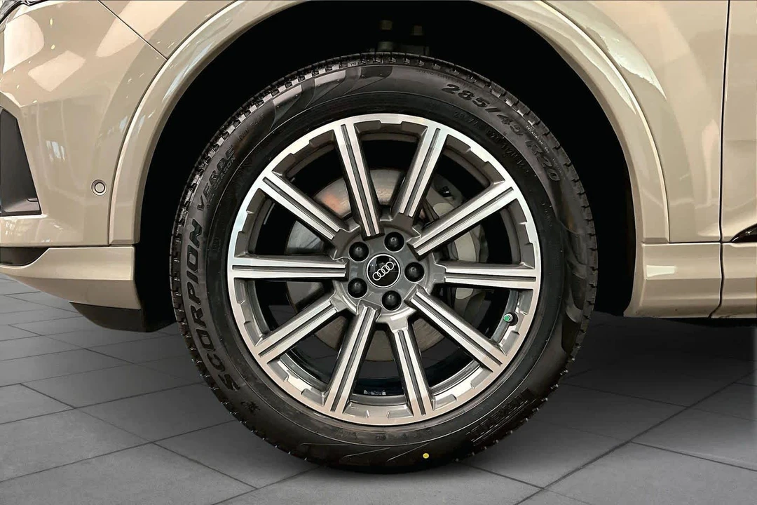 2023 Audi 4M Q7 - Image 11 of 12