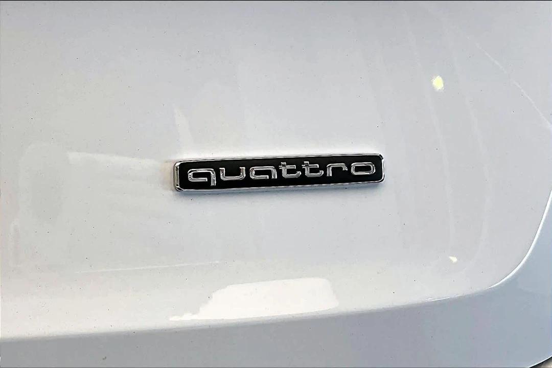 2023 Audi 4M Q7 - Image 10 of 12