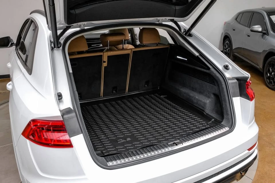 2023 Audi Q8 - Image 10 of 20