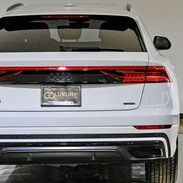 2023 Audi Q8 55 Premium Plus