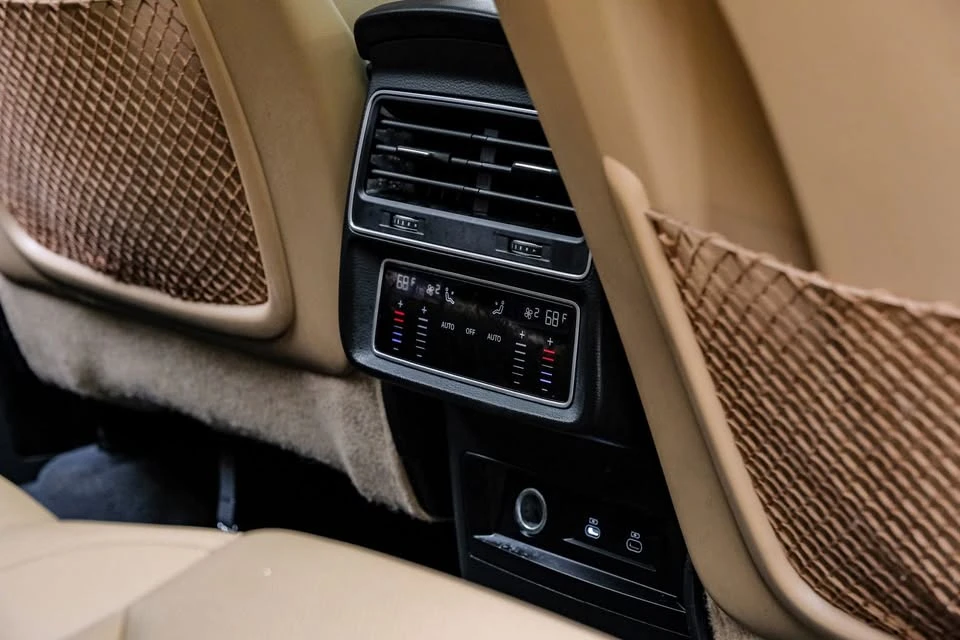 2023 Audi Q8 - Image 2 of 20
