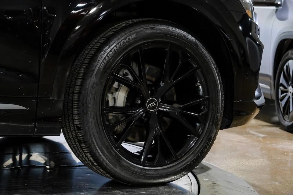 2023 Audi Q8 - Image 2 of 20