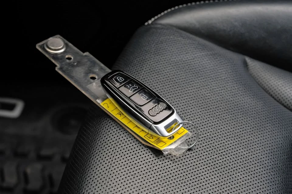 2023 Audi Q8 - Image 3 of 20
