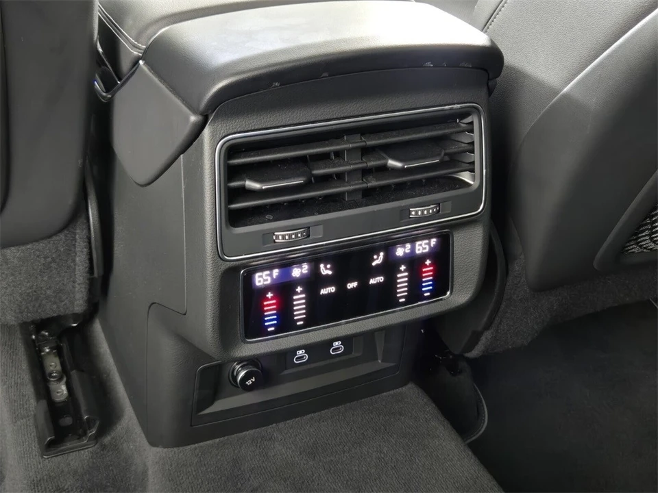 2023 Audi Q8 - Image 10 of 12