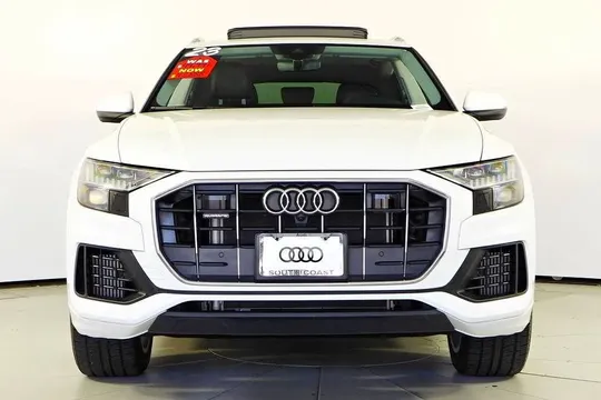 2023 Audi Q8 55 Premium