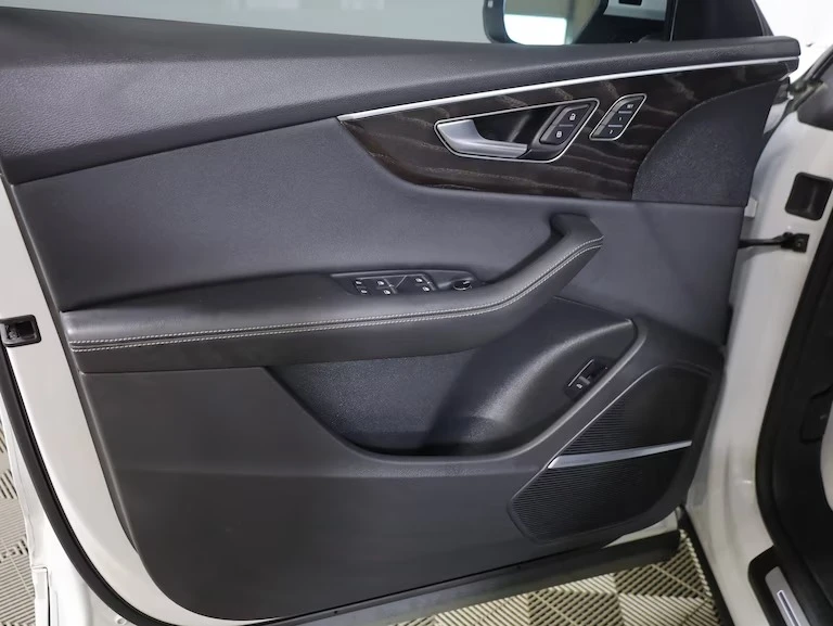 2023 Audi Q8 - Image 17 of 20