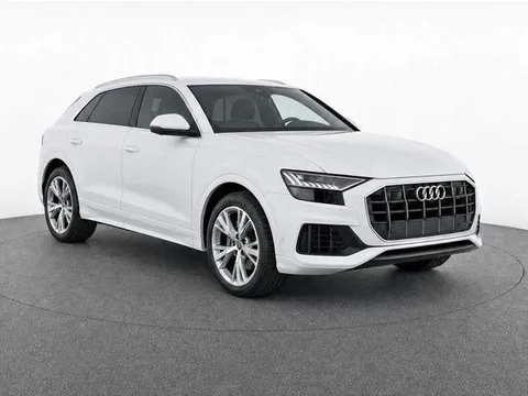 2023 Audi Q8 Premium Plus