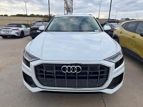 2023 Audi Q8 Premium