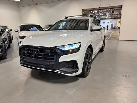 2023 Audi Q8 Premium Plus