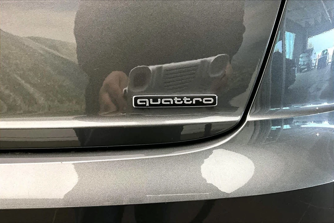 2023 Audi Q8 - Image 10 of 12