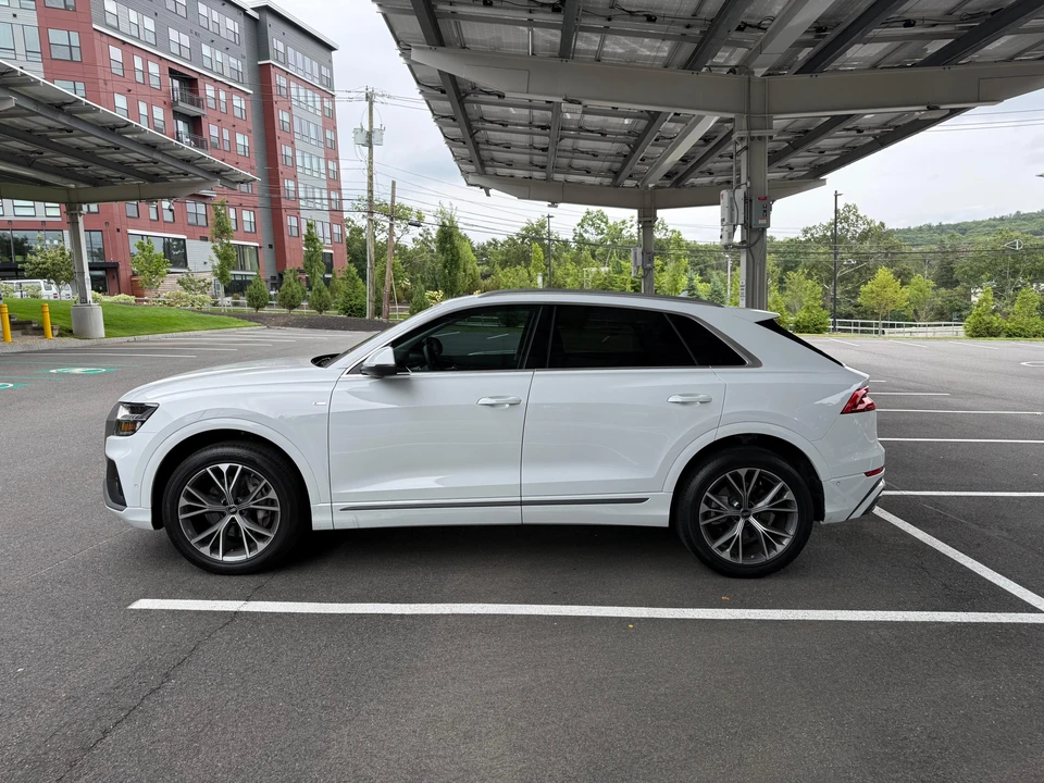 2023 Audi Q8 - Image 6 of 31