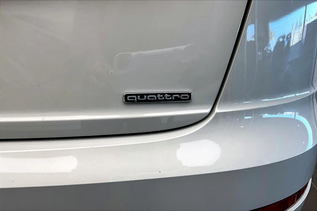 2023 Audi Q8 - Image 10 of 12