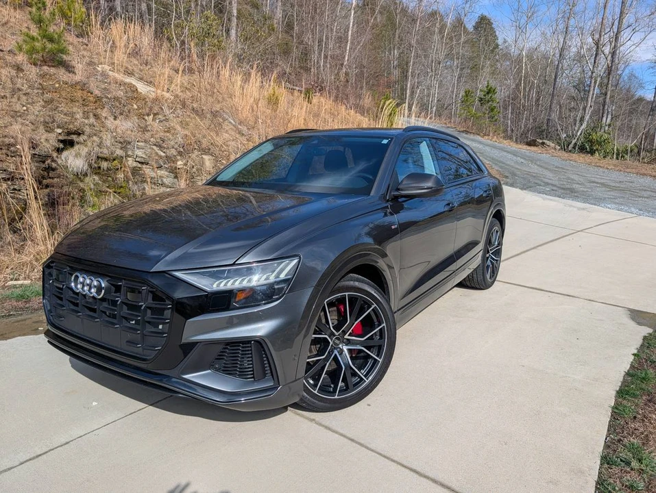 2023 Audi Q8 - Image 2 of 12
