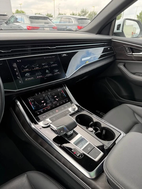 2023 Audi Q8 - Image 10 of 16