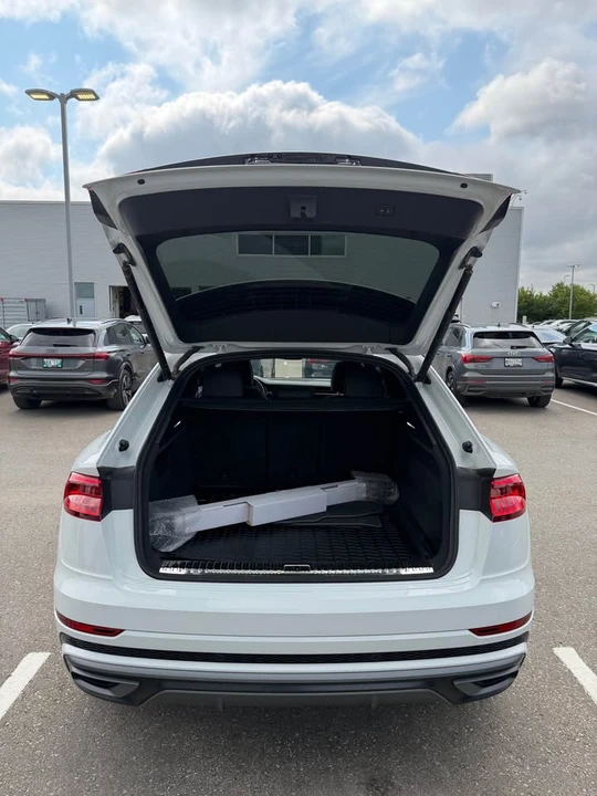 2023 Audi Q8 - Image 7 of 16
