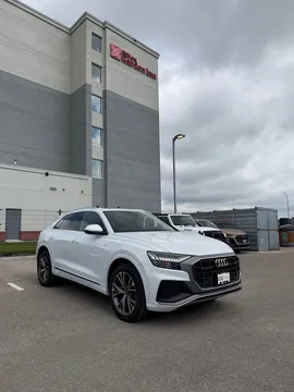 2023 Audi Q8 Progressiv 55 TFSI quattro