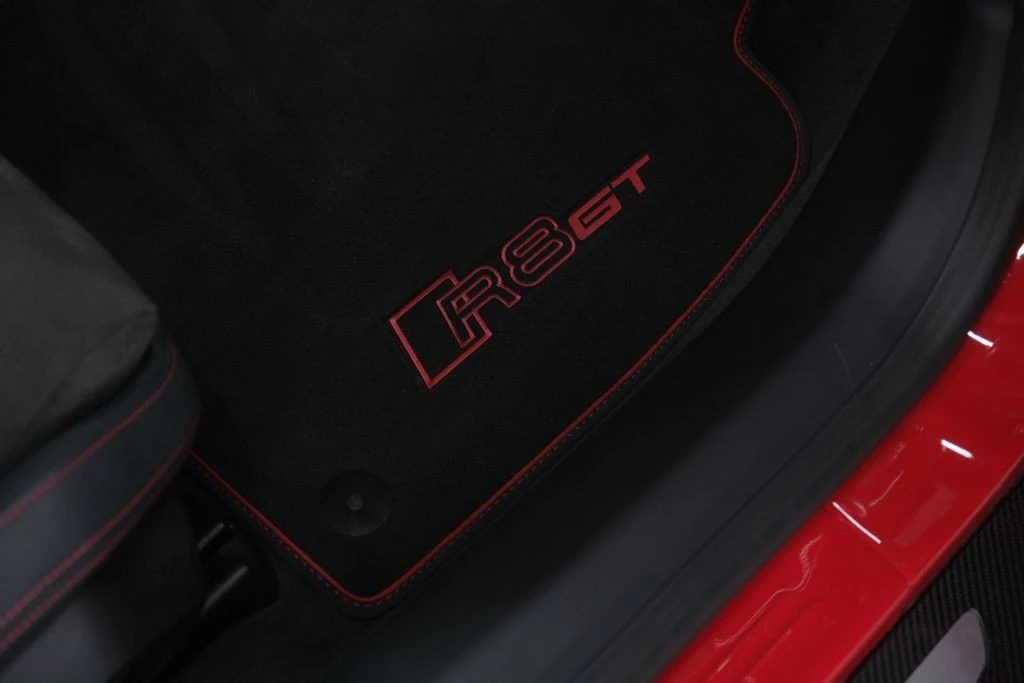 2023 Audi 4S R8 - Image 14 of 31