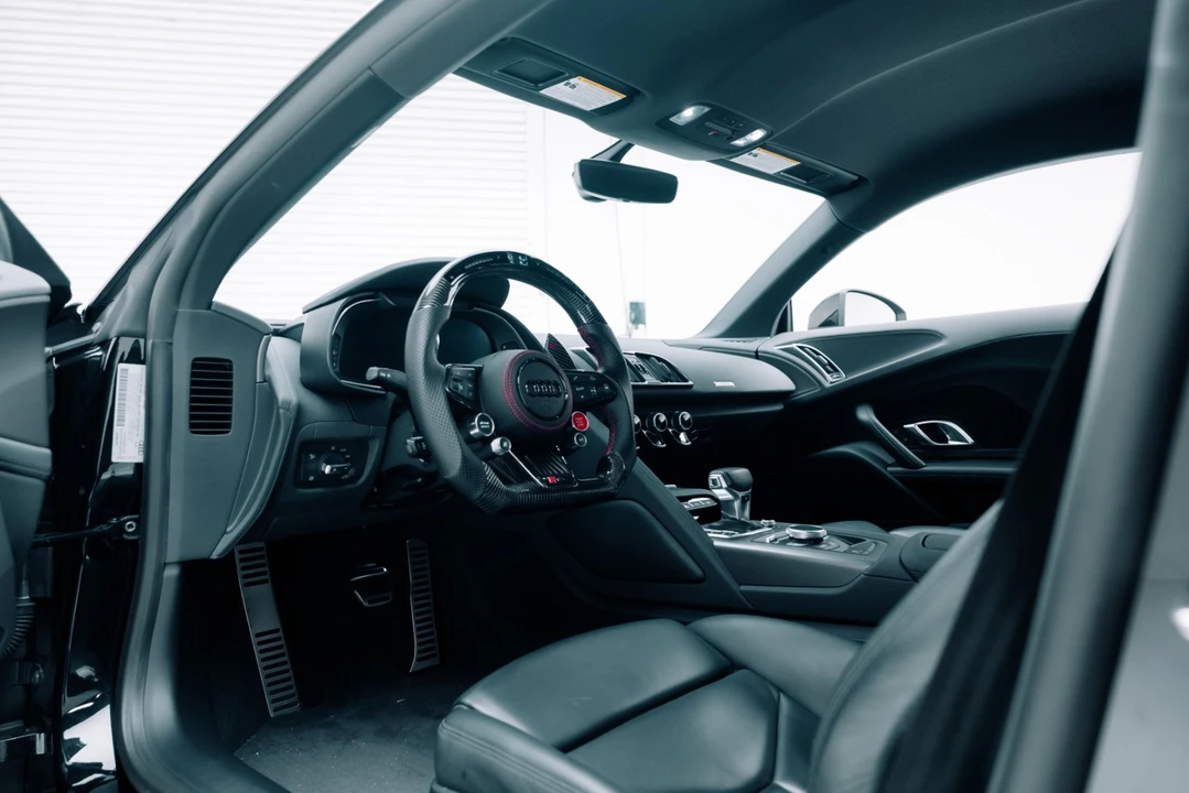 2023 Audi 4S R8 - Image 2 of 12