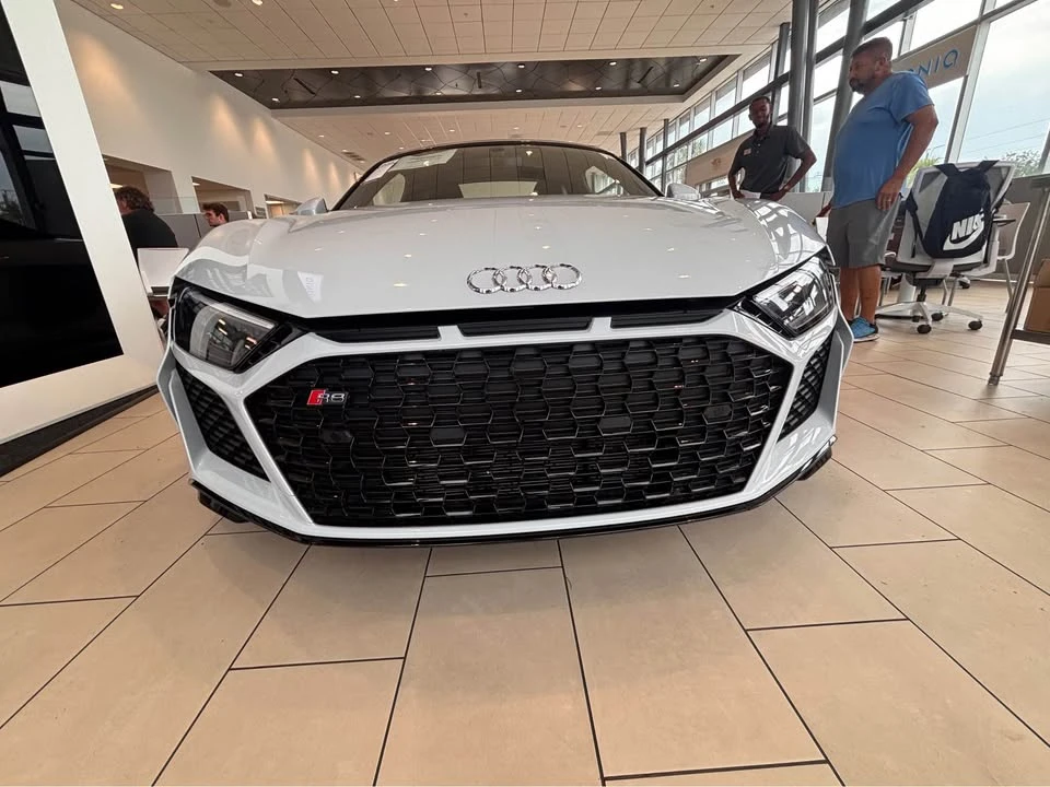 2023 Audi 4S R8 - Image 3 of 13