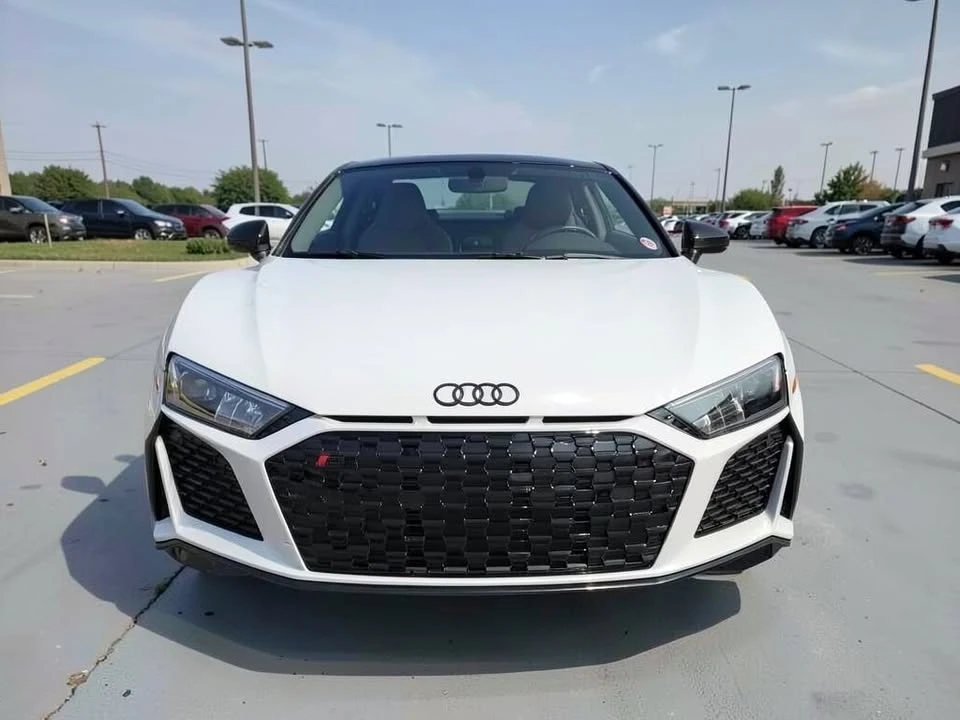 2023 Audi 4S R8 - Image 2 of 6