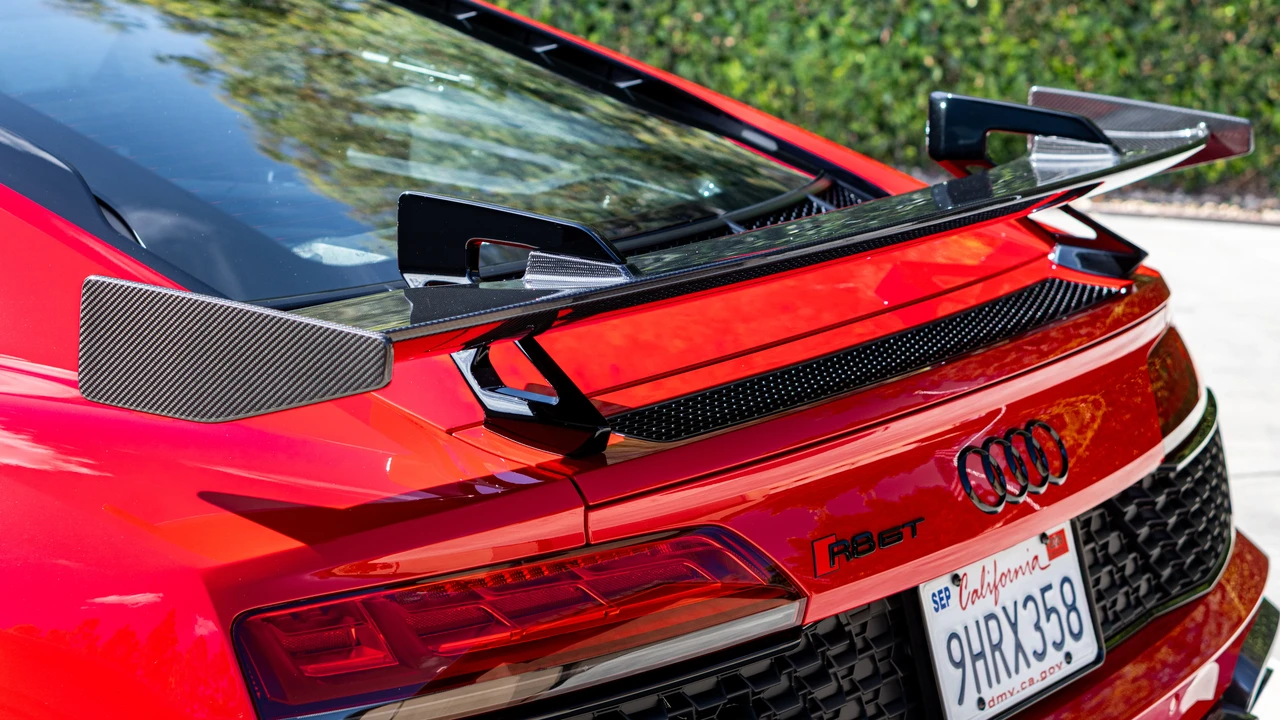 2023 Audi 4S R8 - Image 24 of 31