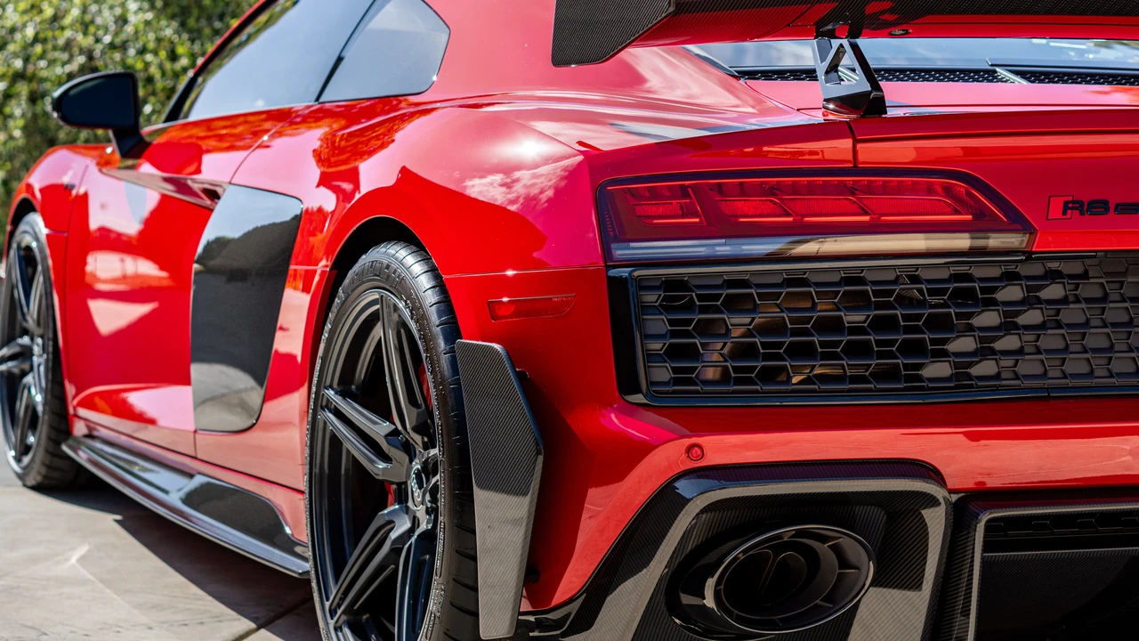 2023 Audi 4S R8 - Image 12 of 31