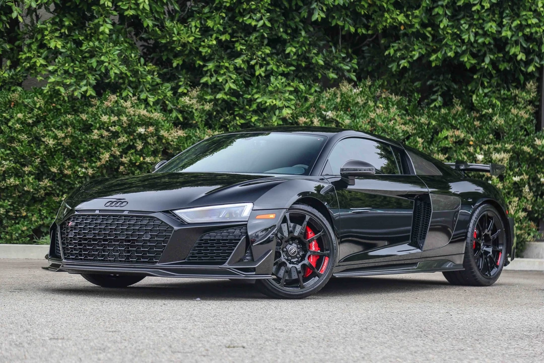 2023 Audi 4S R8 - Image 2 of 31