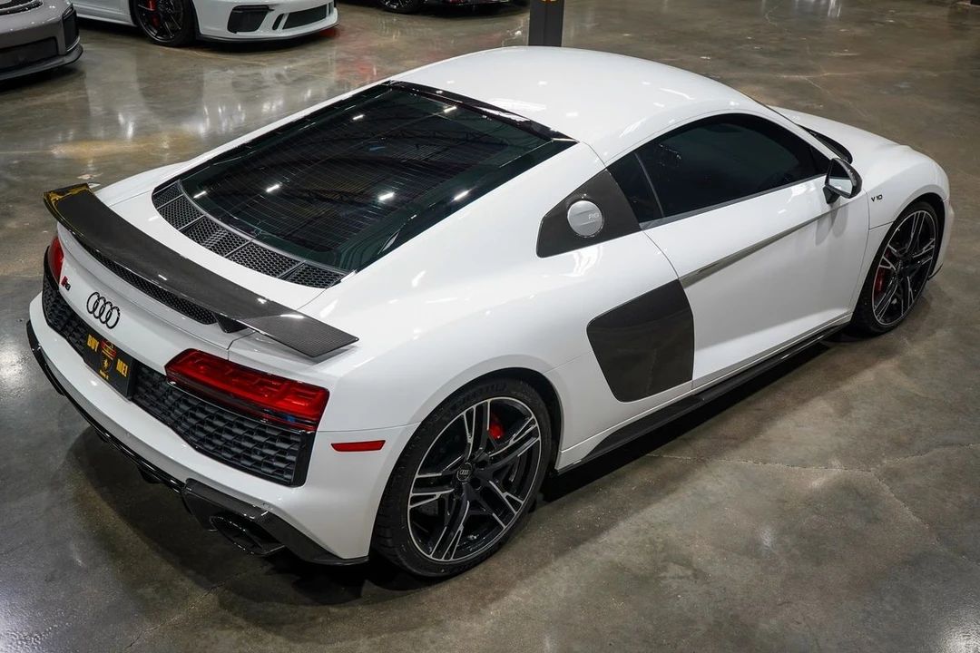 2023 Audi 4S R8 - Image 16 of 31
