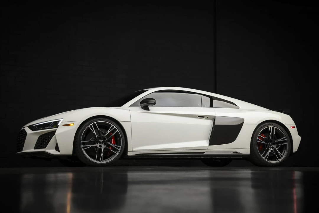 2023 Audi 4S R8 - Image 3 of 31