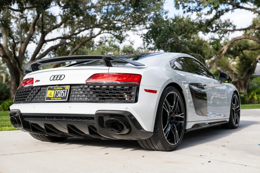 2023 Audi 4S R8 - Image 10 of 31