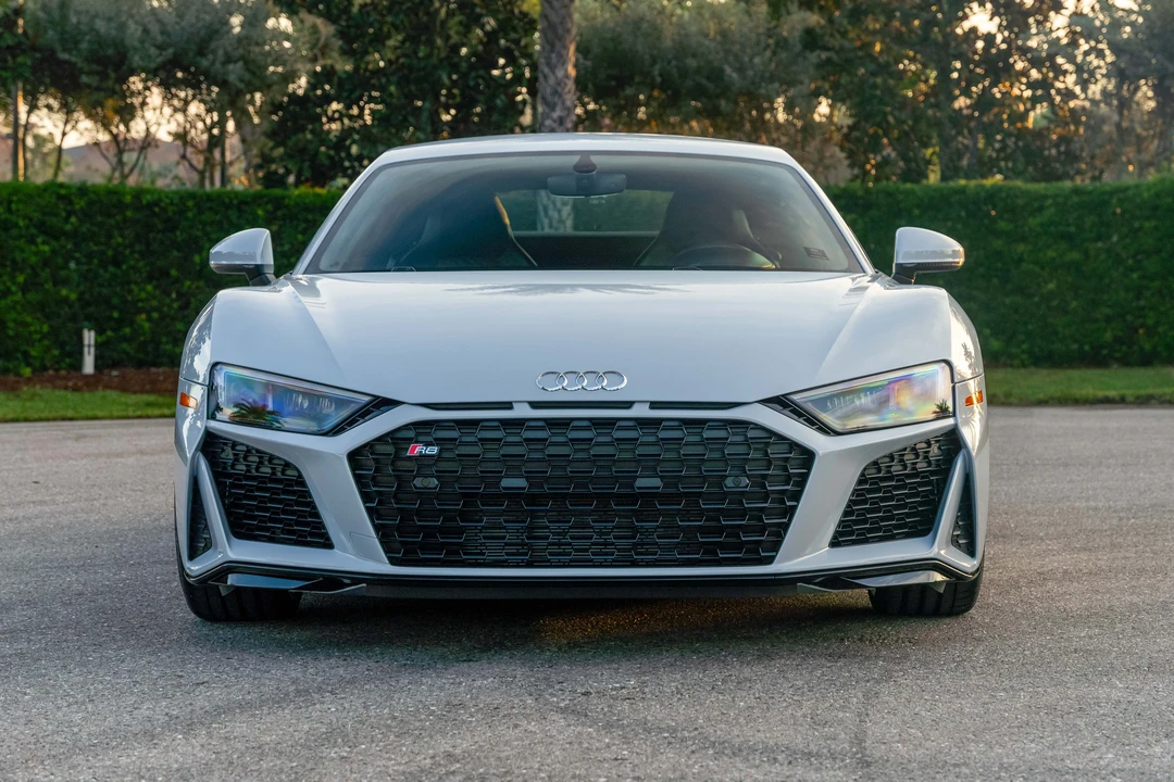 2023 Audi 4S R8 - Image 2 of 31
