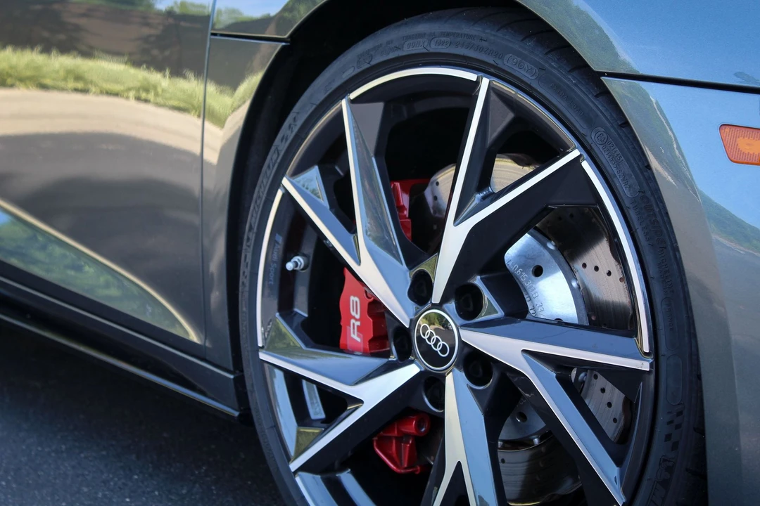 2023 Audi 4S R8 - Image 4 of 31