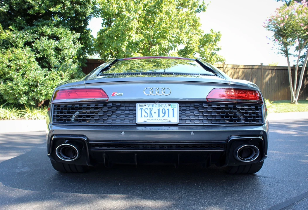 2023 Audi 4S R8 - Image 17 of 31