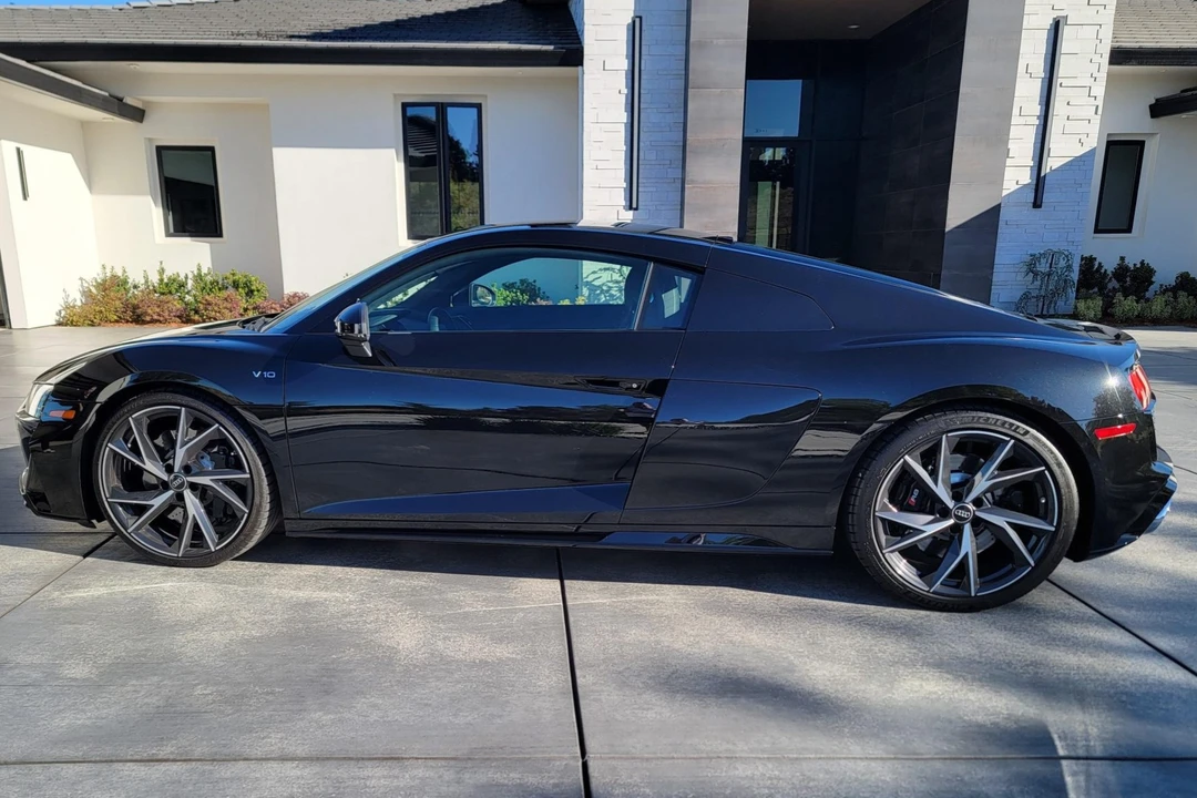 2023 Audi 4S R8 - Image 30 of 31