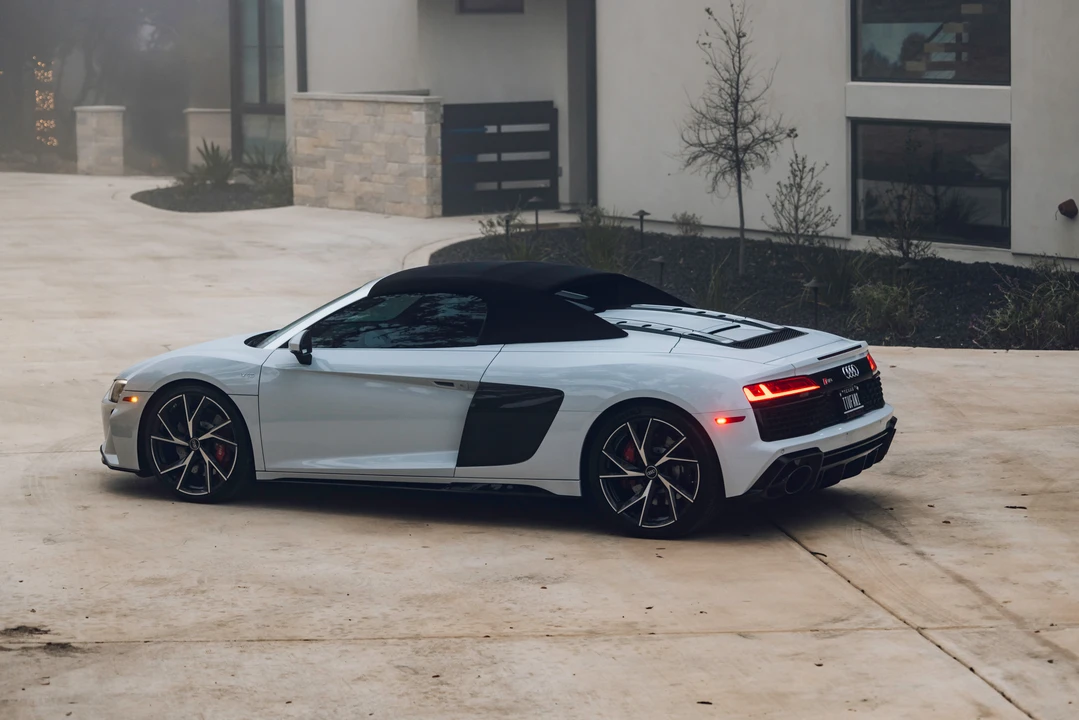2023 Audi 4S R8 - Image 7 of 31