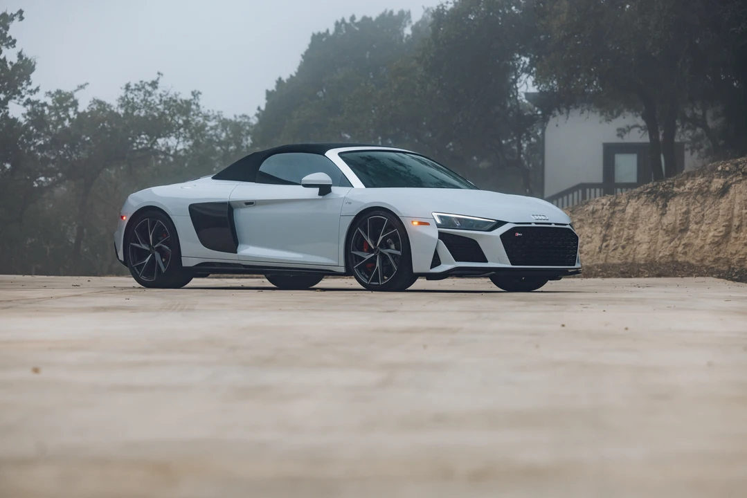 2023 Audi 4S R8 - Image 19 of 31