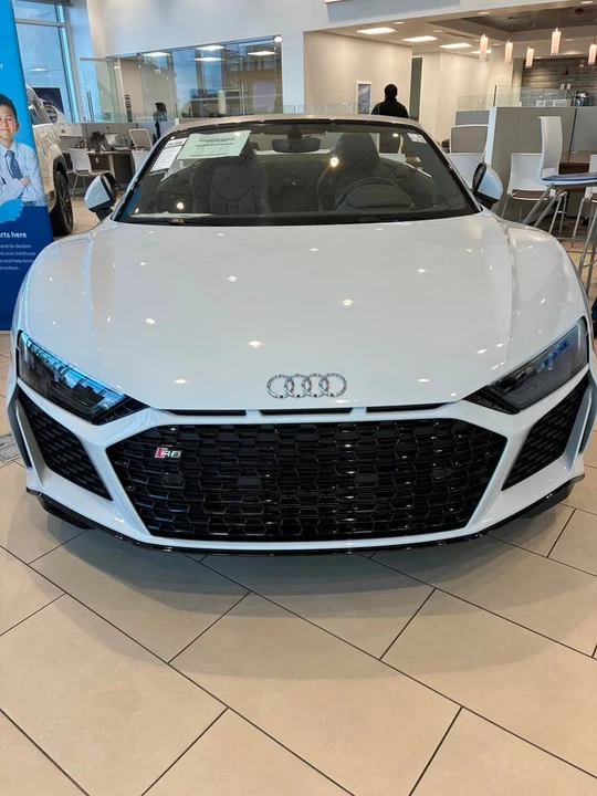 2023 Audi 4S R8 - Image 2 of 9