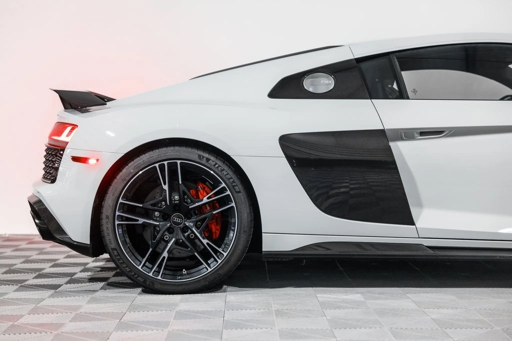 2023 Audi 4S R8 - Image 2 of 21