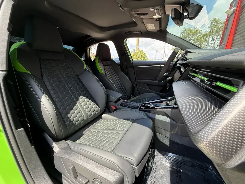 2023 Audi 8Y RS3 - Image 6 of 7